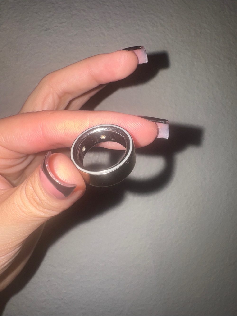GOLD size 6, gen 4 Oura Ring - Picture 4 of 4